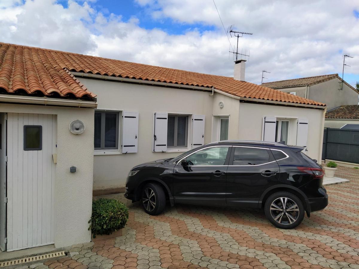 Maison Plain Pied Avec Jardin, Terrasse Et Veranda Cognac Esterno foto